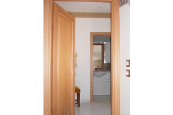 Italie Privát Riccione, Extérieur